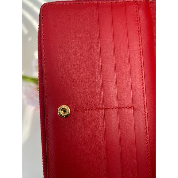 Gucci GG Blooms Supreme zip-around wallet in blue and red leather - Picture 10 of 12